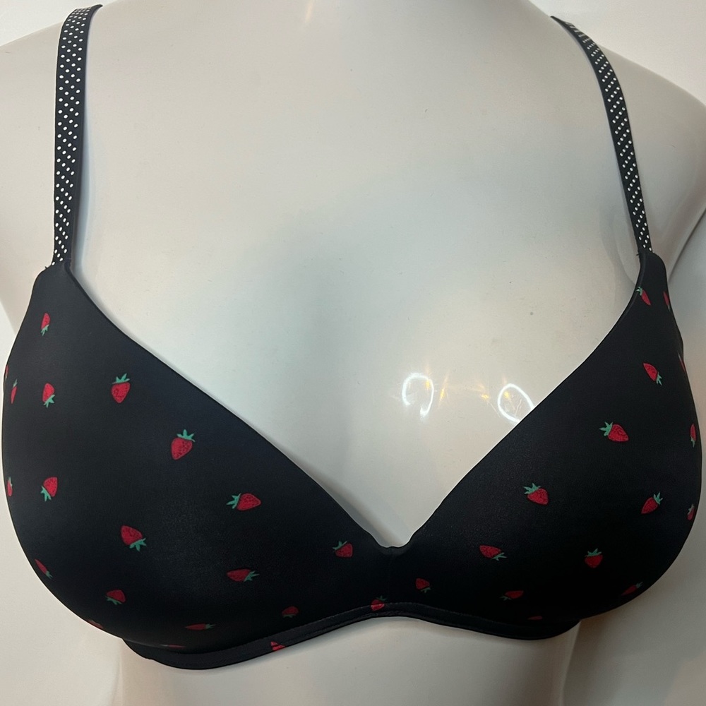 Victoria’s  Secret wireless bra black strawberry print 36D